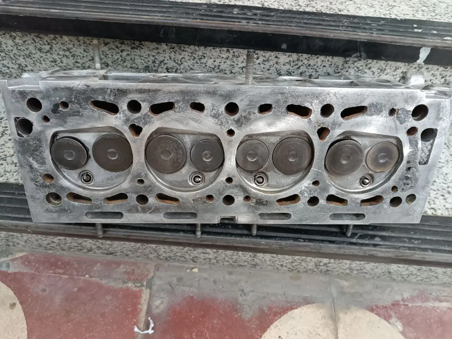 سرسیلندر پژو۴۰۵ سالم|قطعات یدکی و لوازم جانبی|شیراز, دارالرحمه|دیوار