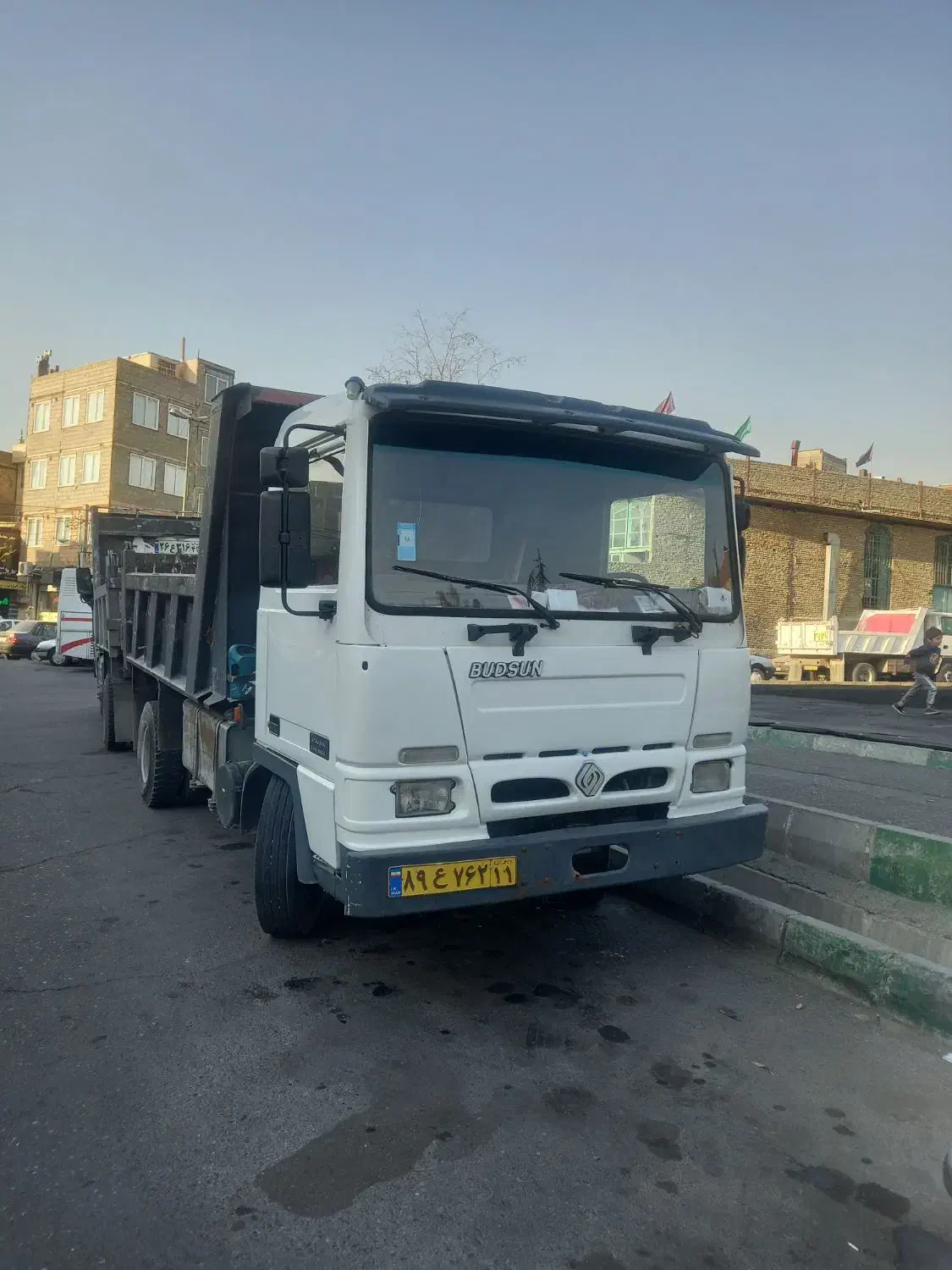 حمل نخاله و مصالح ساختمانی خاور ایسوزو بادسان|خدمات حمل و نقل|تهران, فرمانیه|دیوار