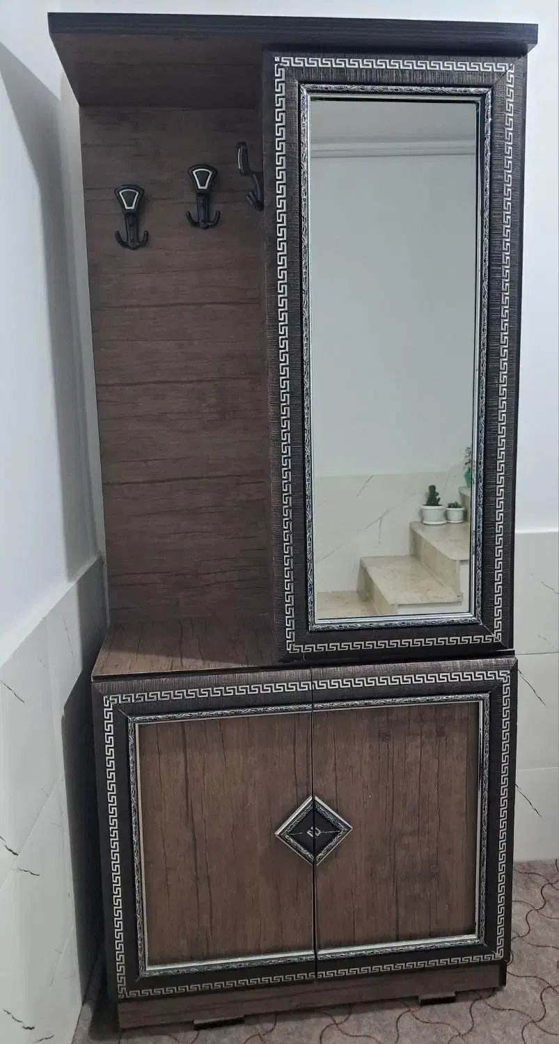 جاکفشی|جاکفشی، کمد، دراور|بیجار, |دیوار