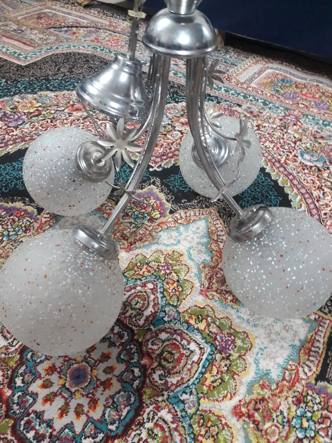 لوستر چهار شاخه|لوستر و چراغ آویز|کاشان, آیت الله سعیدی|دیوار