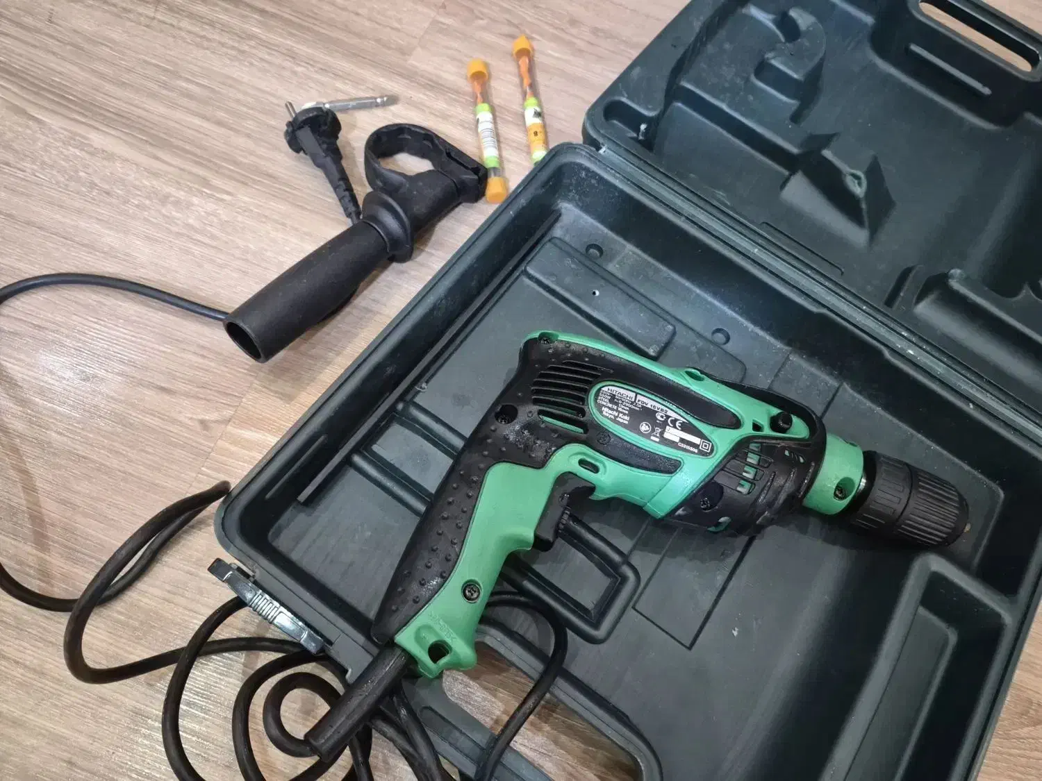 دریل هیتاچی|ابزارآلات|رشت, گلباغ نماز|دیوار