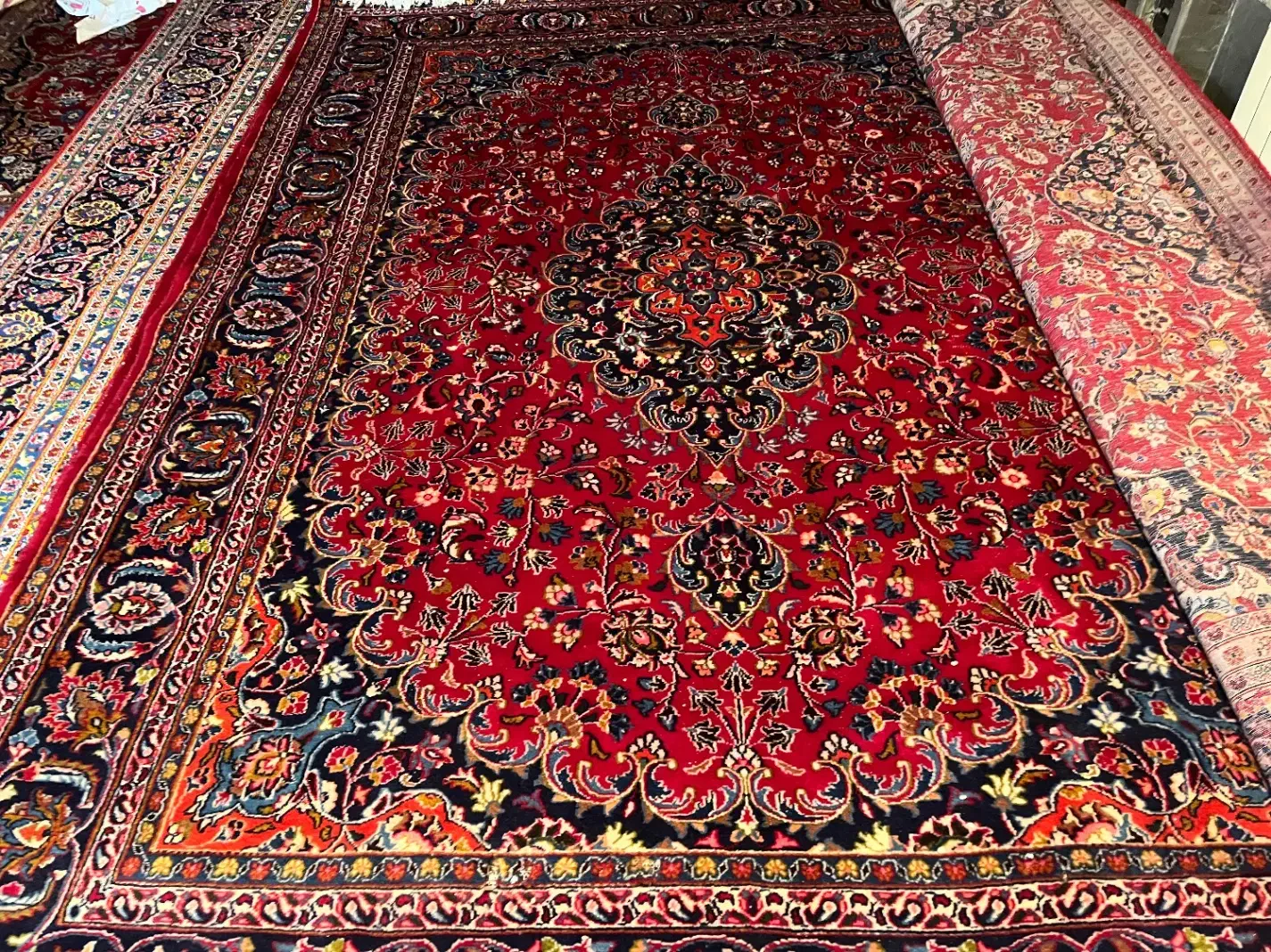 فرش دستباف کهنه|فرش|رباطکریم, رباطکریم|دیوار