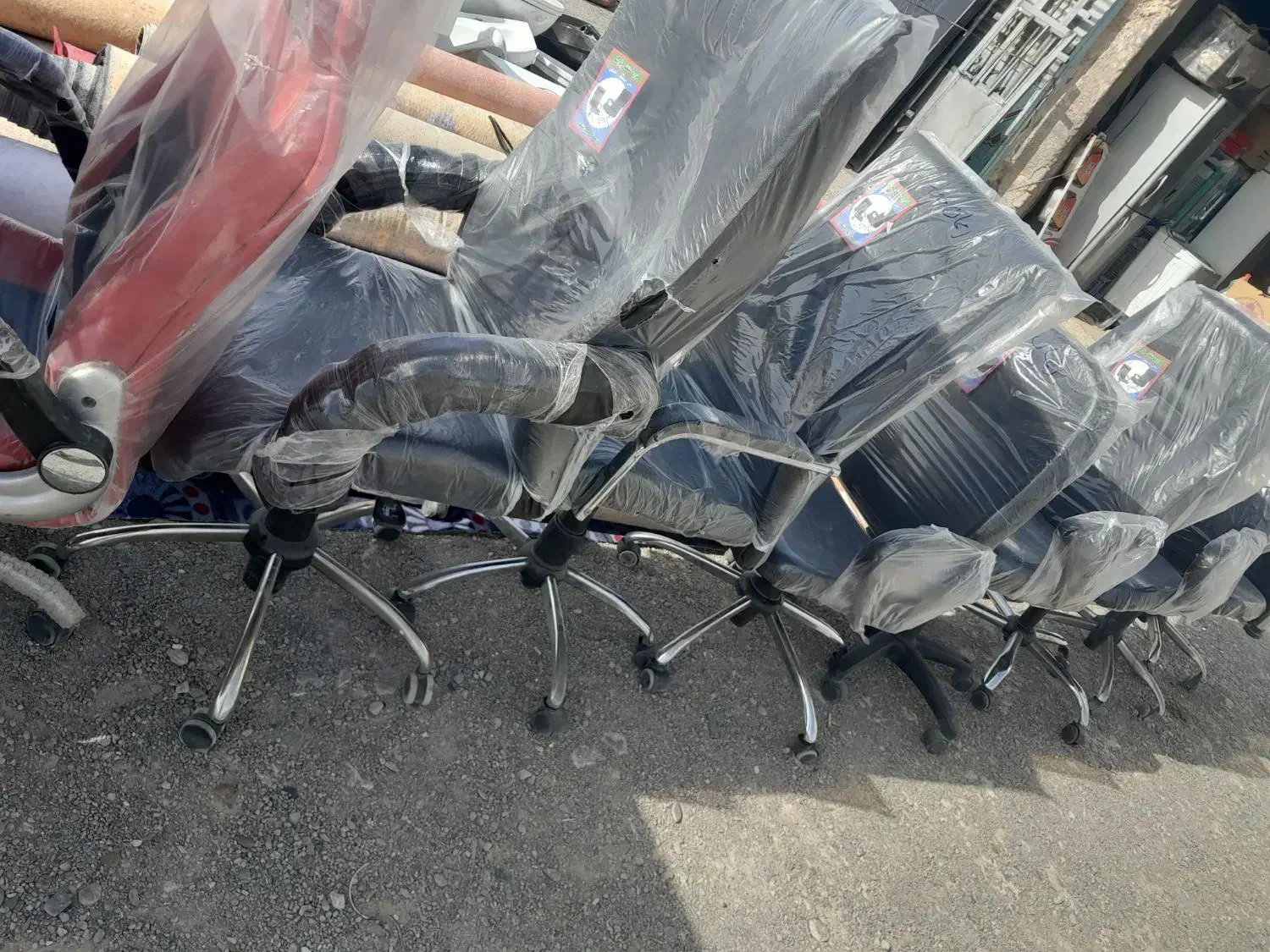 صندلی مدیریتی چرخدار درحدخشک سمساری کوهکن|حراج|زابل, |دیوار