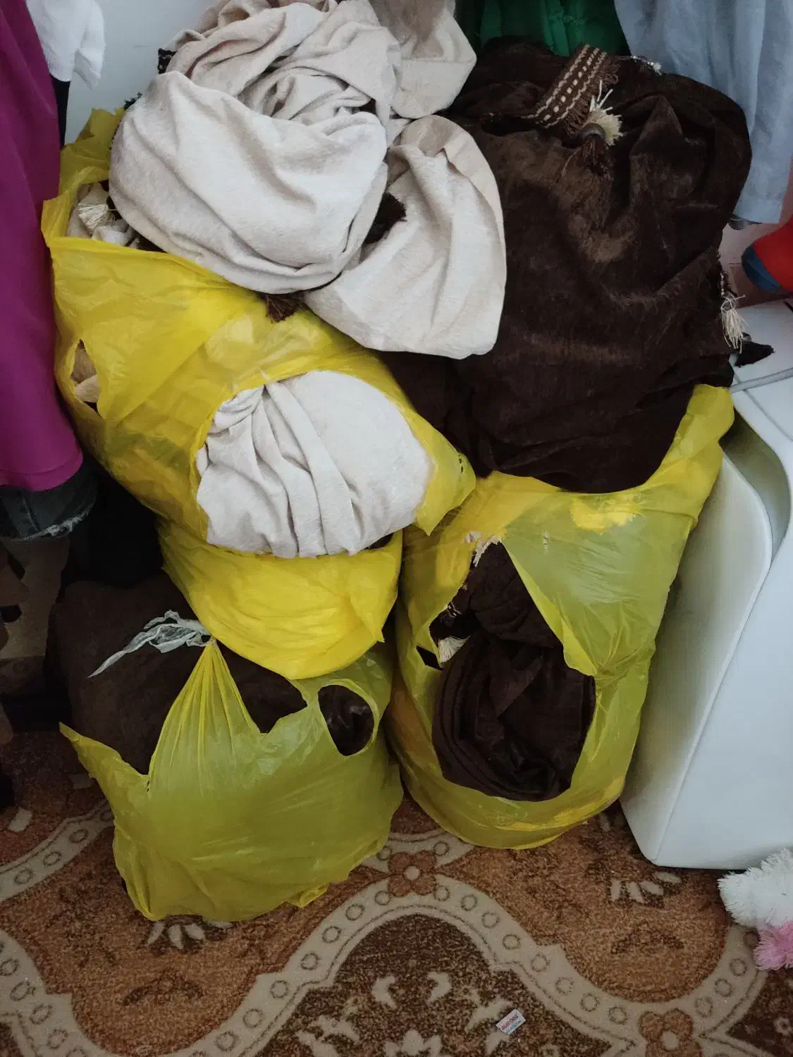 پرده مخمل چهار تافقط 3ملیون|پرده، رانر، رومیزی|شیراز, ریاستی|دیوار