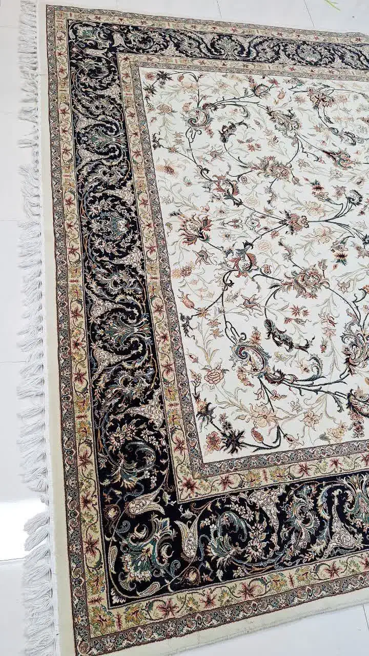 دو تخته فرش12متری700شانه طرح افشان|فرش|ایلام, |دیوار