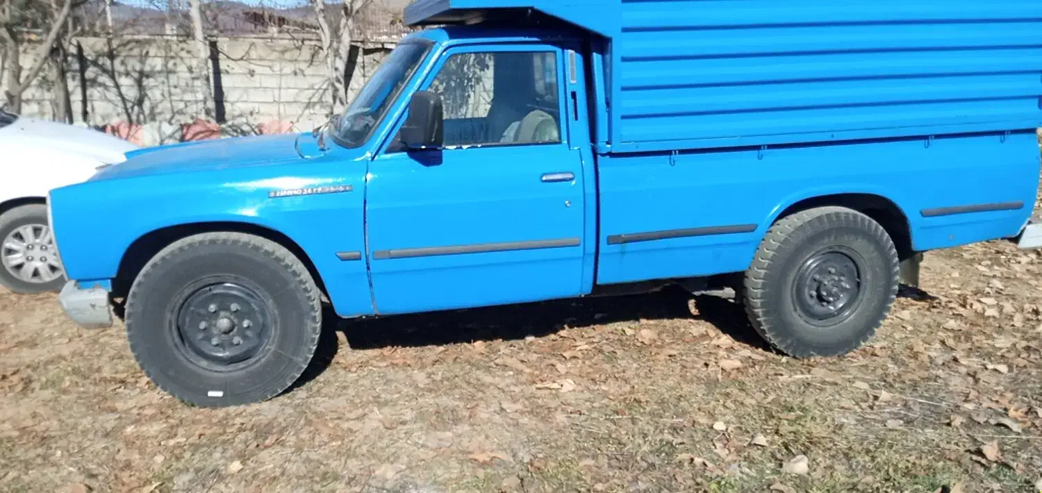 وانت نیسان مدل۸۲|خودرو سواری و وانت|کلاردشت, |دیوار