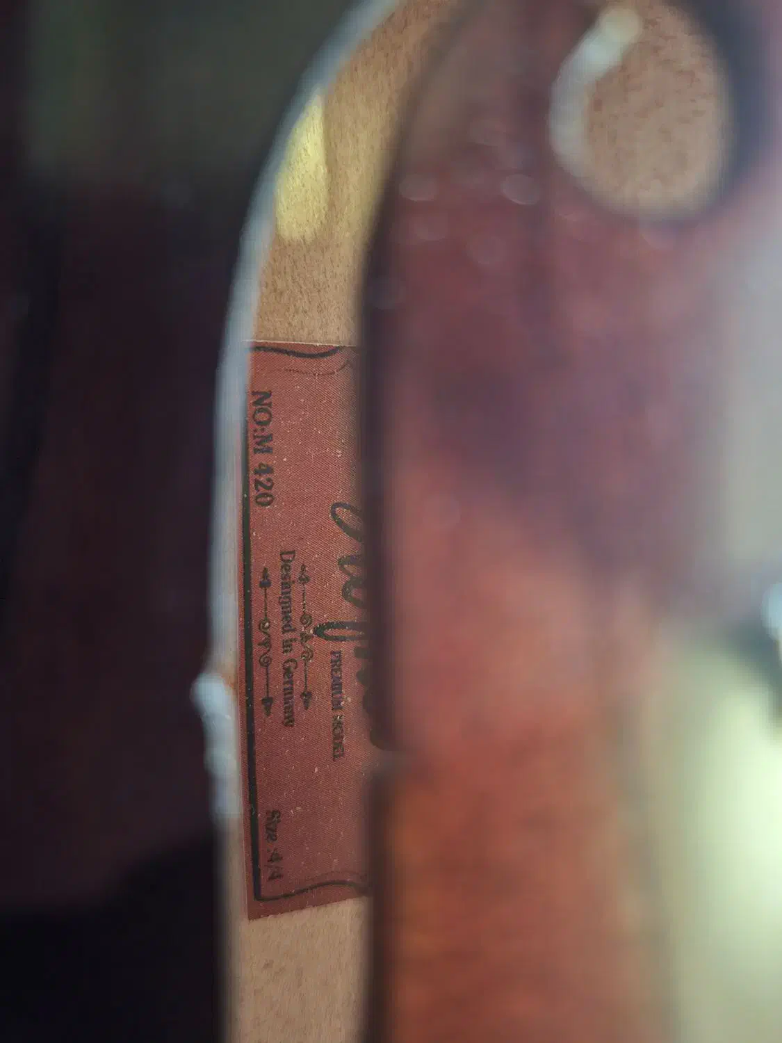 ویولن|ویولن|کرمان, |دیوار