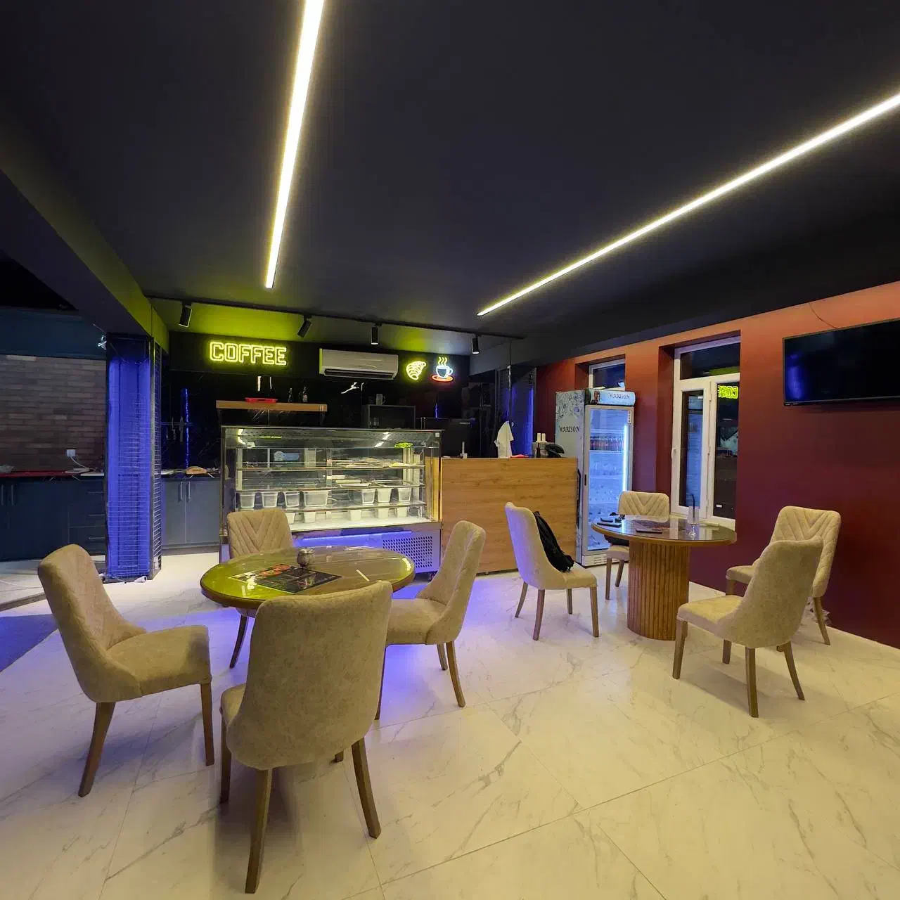 کمک اشپز اقا در مجموعه ورزشی فیکس وی آی پی|استخدام خدمات فروشگاه و رستوران|تبریز, |دیوار