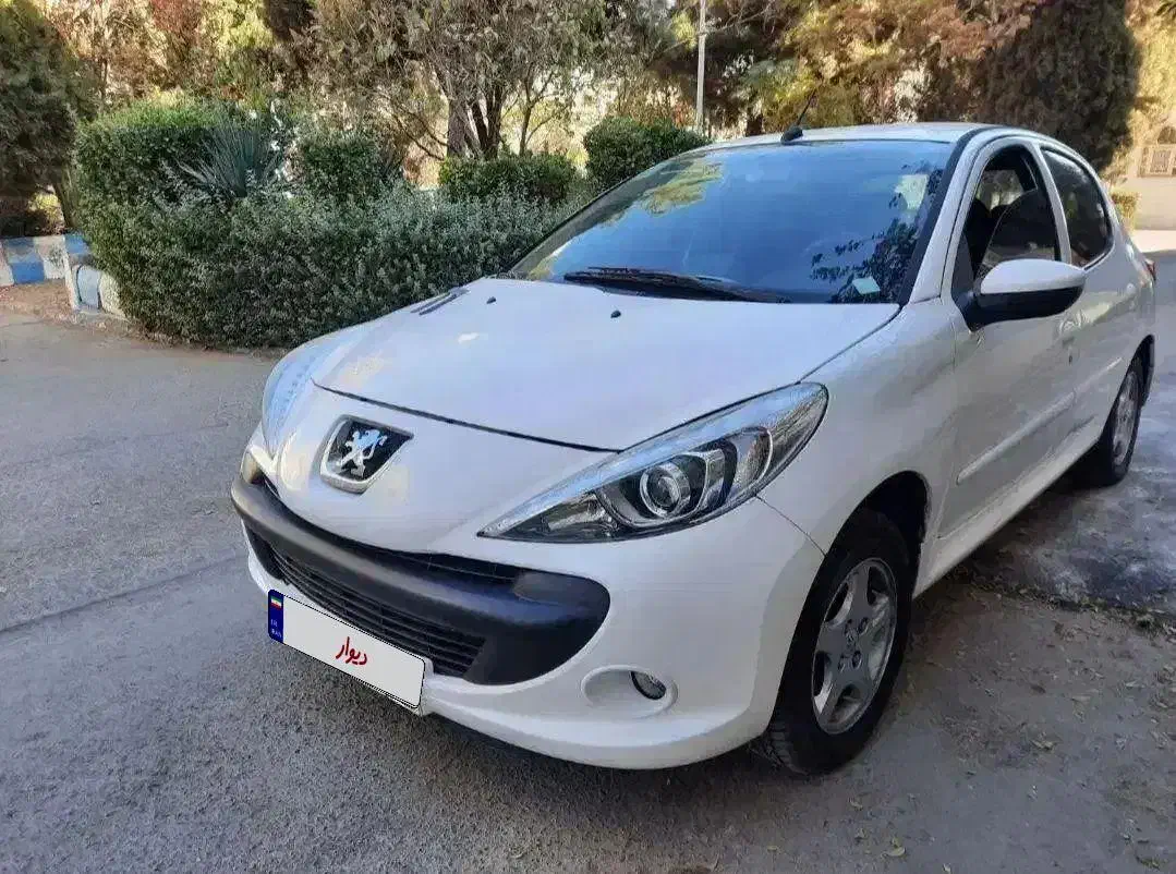 207 هیدرولیک مدل 98|خودرو سواری و وانت|اراک, |دیوار