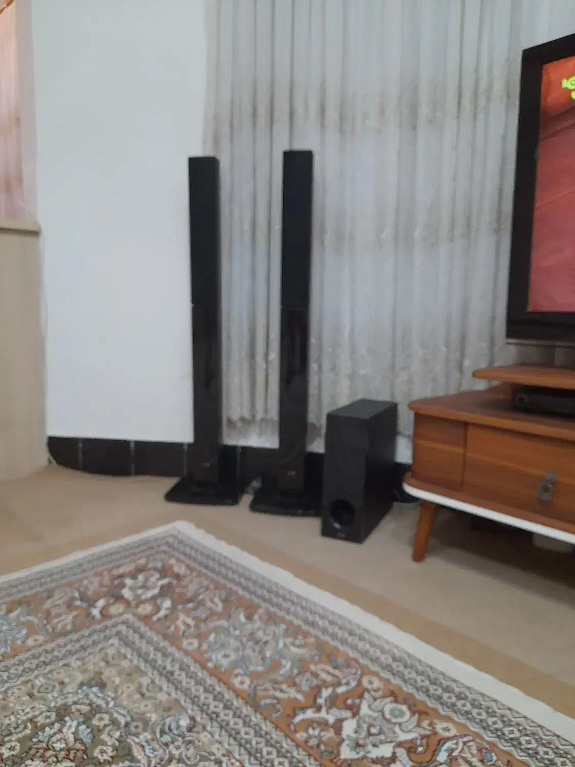 یک عدد سینما خانگی|سیستم صوتی خانگی|قروه, |دیوار