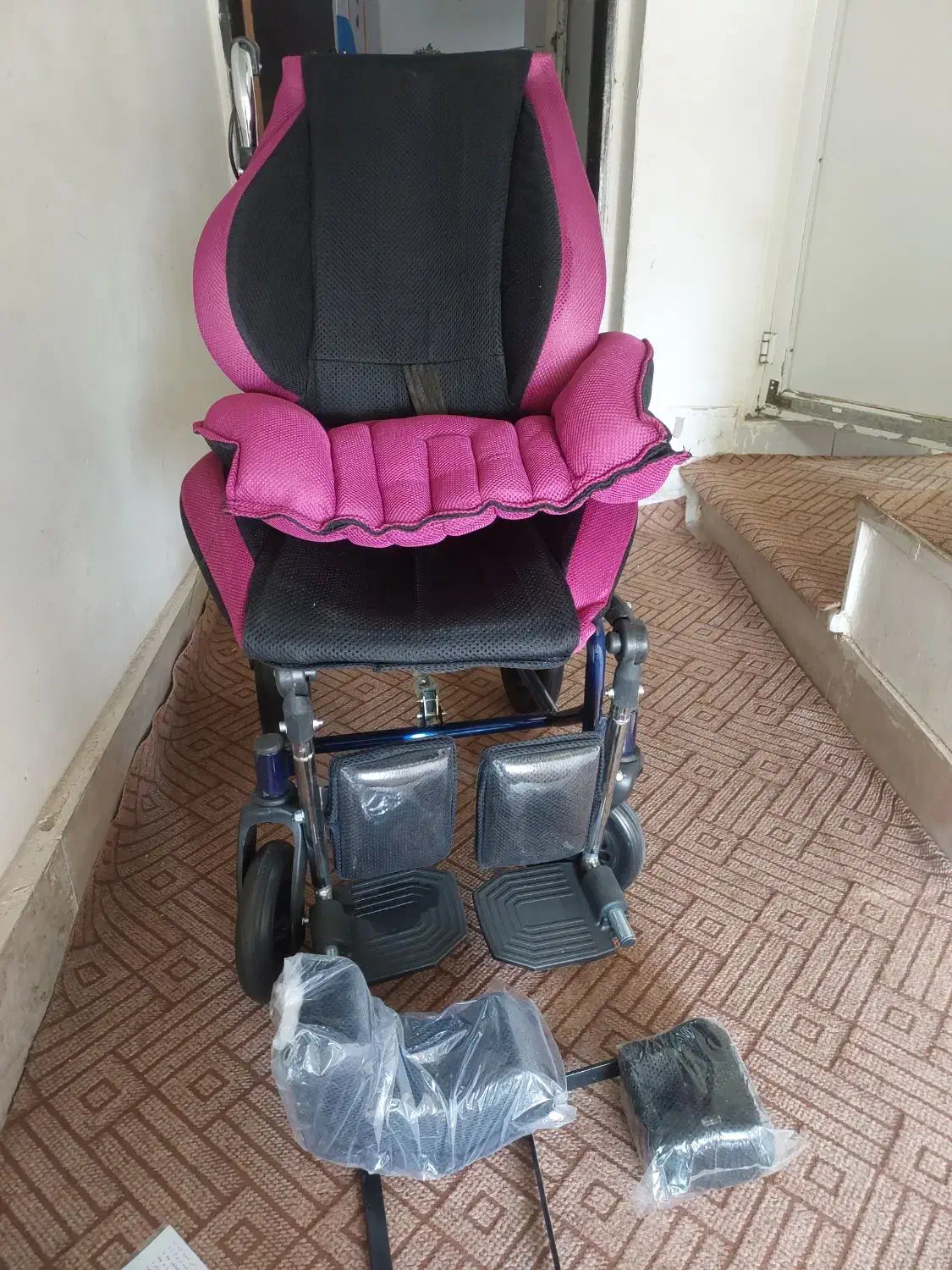 همه ی آگهی|کالسکه و لوازم جانبی|هشتگرد, هشتگرد قدیم|دیوار