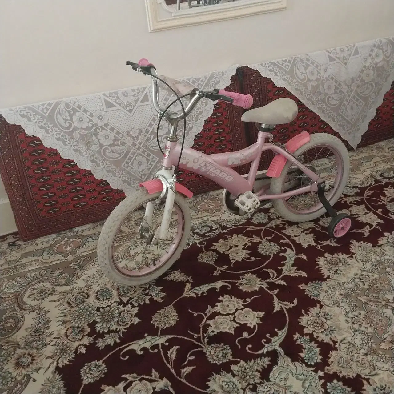 یک عدد دوچرخه صورتی سالم مرتب|دوچرخه، اسکیت، اسکوتر|اسلام‌شهر, مطهری|دیوار