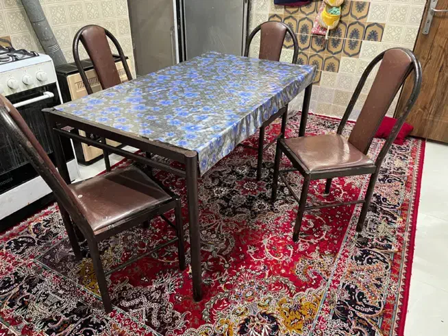 میز ناهار خوری درحد|میز و صندلی غذاخوری|تالش, هشتپر|دیوار