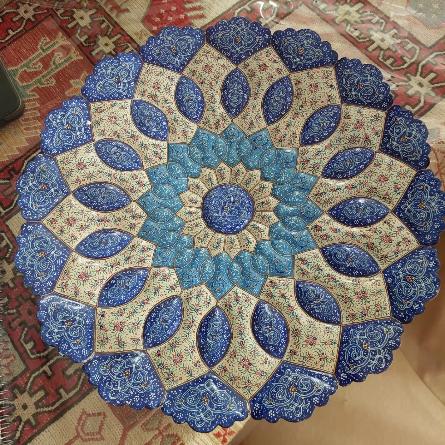 بشقاب میناکاری ۳۵ سانتی، اصفهان|صنایع دستی و سایر لوازم تزئینی|تبریز, |دیوار