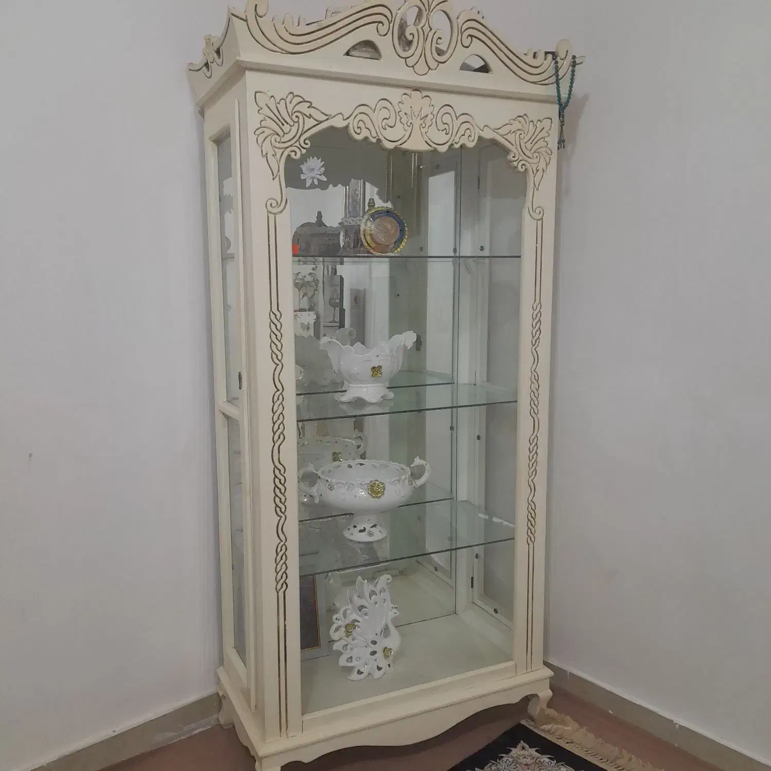 ویترین سالم بدون هیچ خرابی|بوفه، ویترین، کنسول|پاکدشت, پاکدشت (مامازند)|دیوار