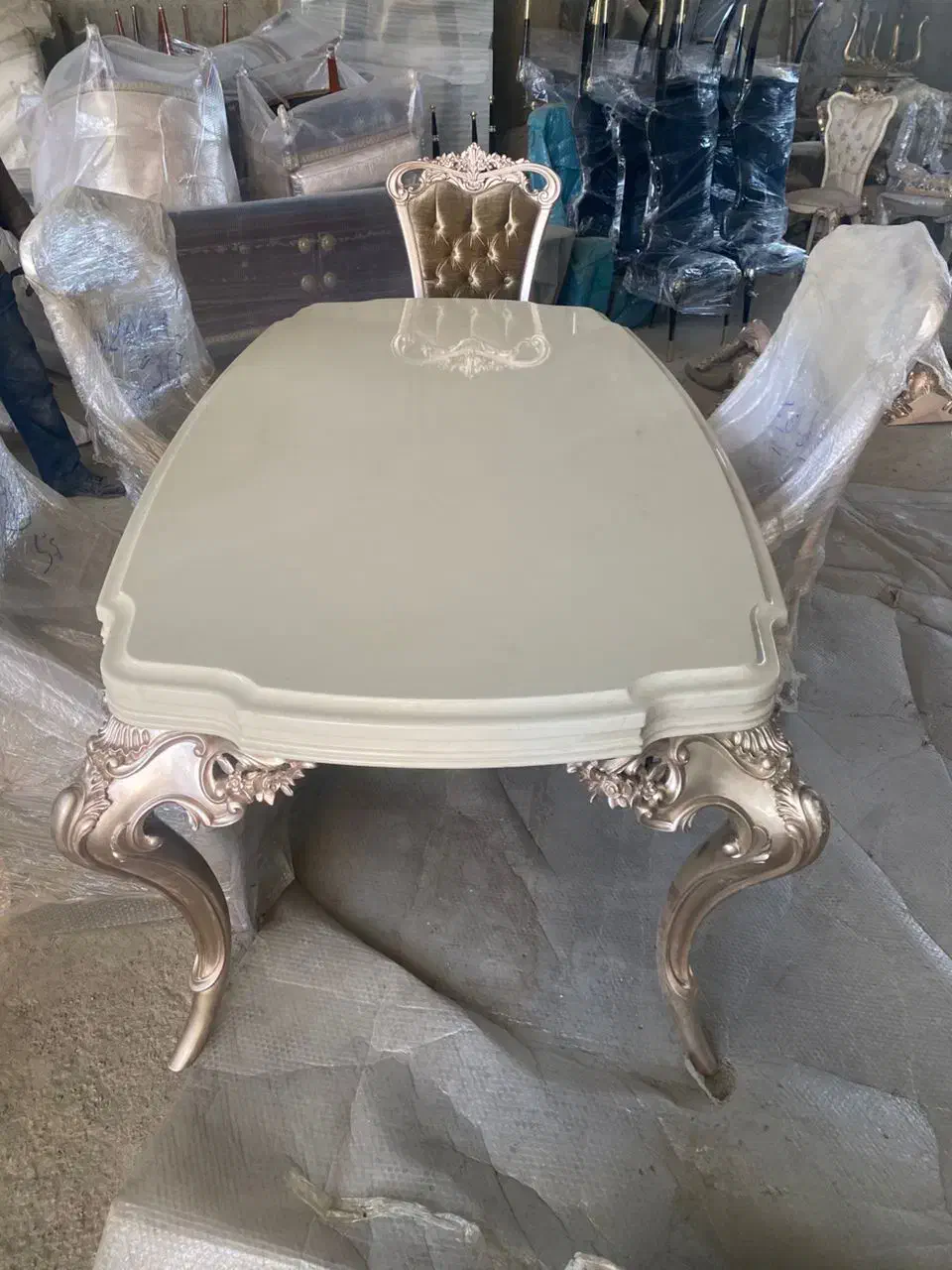 میز غذا خوری ۸ نفره ترکیه ای با ۸ عدد صندلی|میز و صندلی غذاخوری|چهاردانگه (تهران), |دیوار