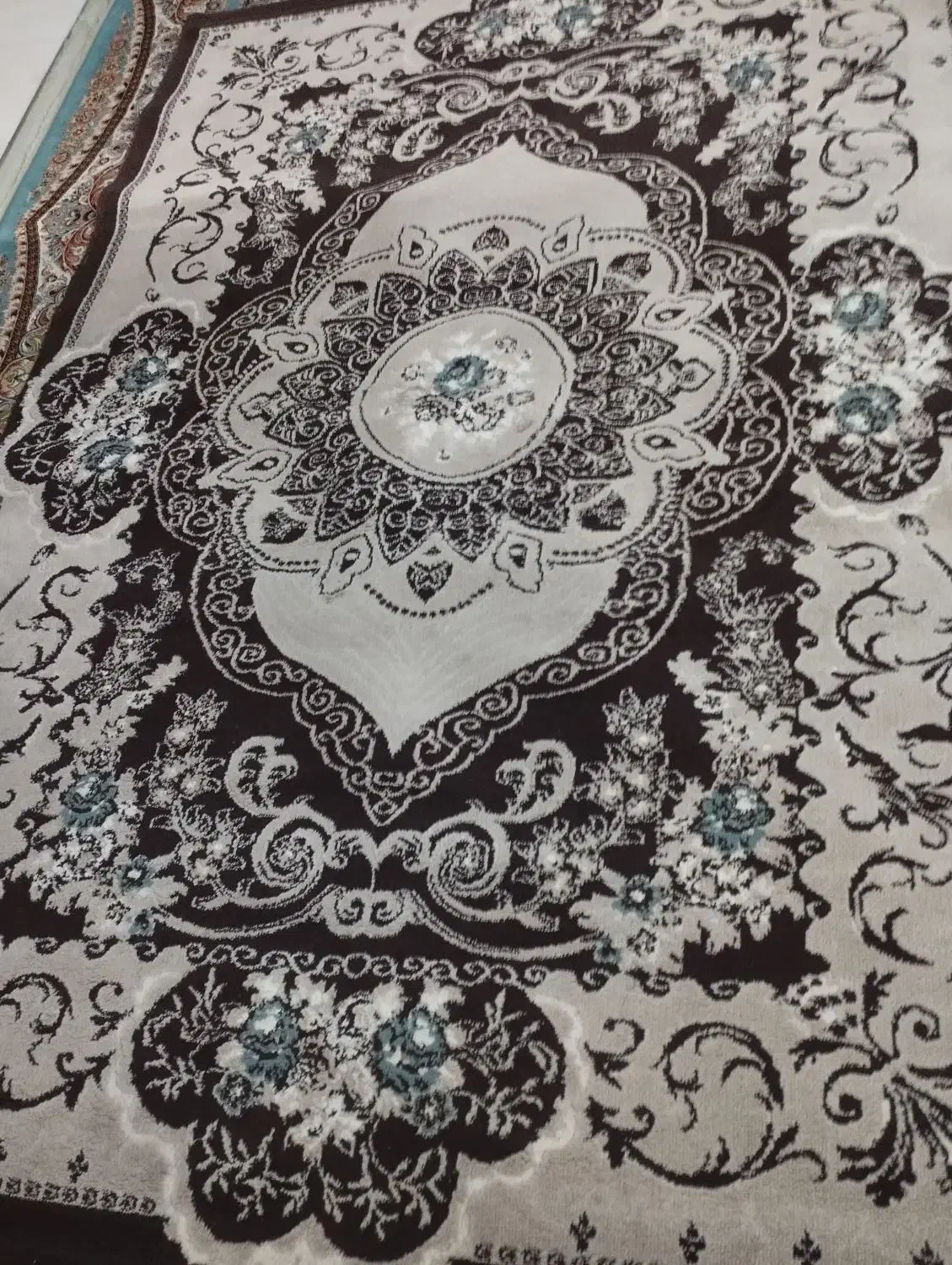 فرش ۳ متری و کناره ۳ متری|فرش|زاهدان, |دیوار