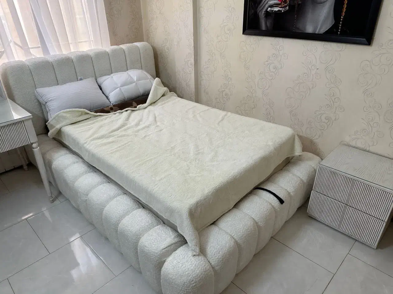 لمسه تدی واقعی|تخت و سرویس خواب|مشهد, چهارچشمه|دیوار