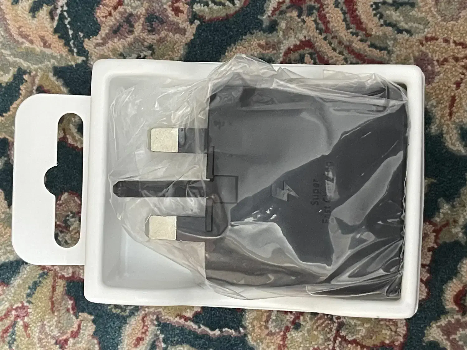 کارتون ۱۸ تایی شارژر سامسونگ|لوازم جانبی موبایل و تبلت|قزوین, |دیوار