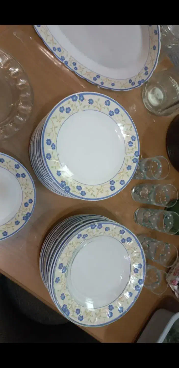 سرویس غذاخوری|ظروف سرو و پذیرایی|رشت, حسین آباد|دیوار