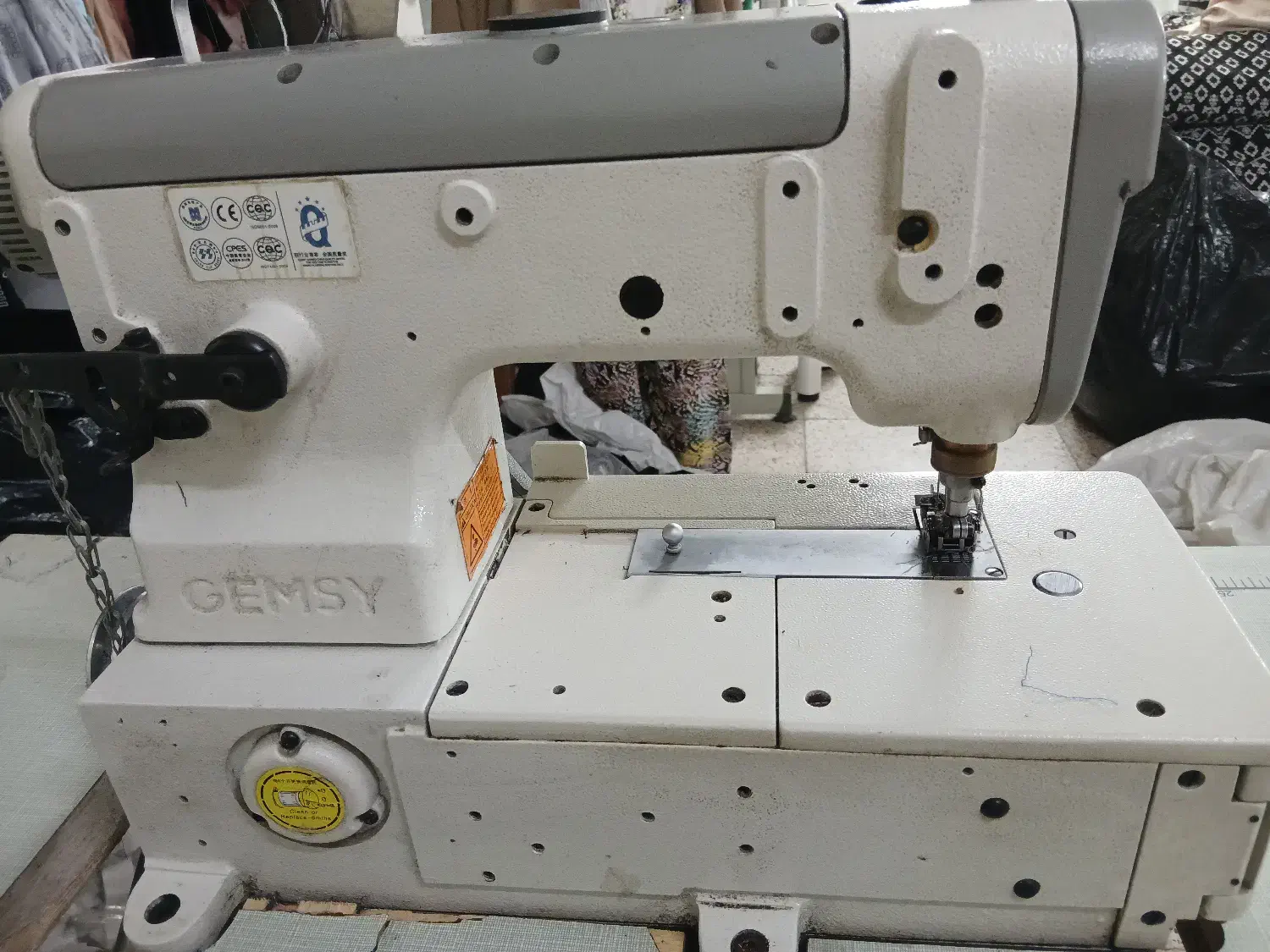 چرخ میاندوز جیمسی در حد اک|چرخ خیاطی و ریسندگی|مشهد, حجت|دیوار