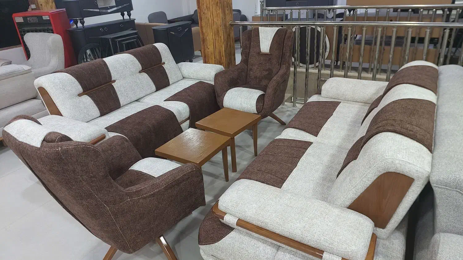 نمایشگاه دائمی مبلمان لوکس استقلال۲۰|مبلمان خانگی و میز عسلی|چناران, |دیوار