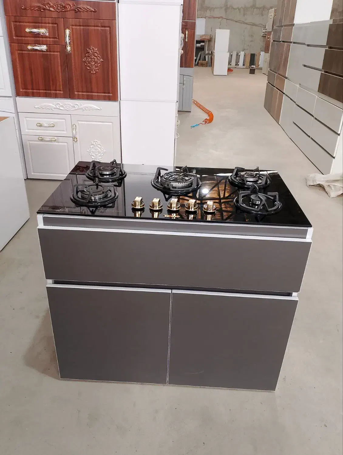 اجاق گاز نقره ای سیلور|اجاق گاز و لوازم برقی پخت‌وپز|تهران, دکتر هوشیار|دیوار