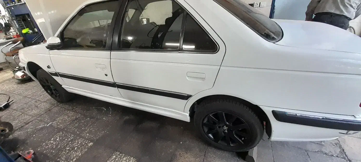 پارس خانگی ۸۶ سفید.موتور۱۴۰۴ سال|خودرو سواری و وانت|کرج, مصباح|دیوار