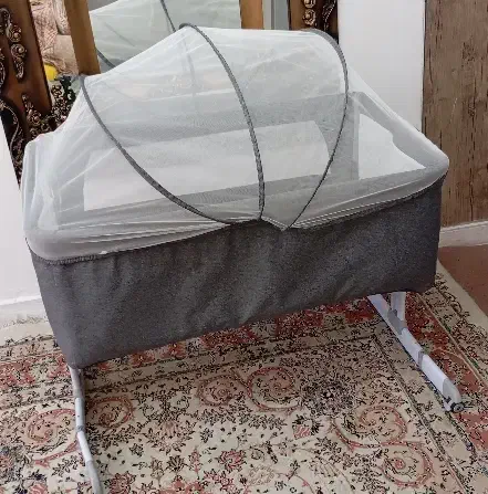 تخت کنار مادر دلیجان مارک ویرا|تخت و صندلی بچه|محمدشهر, شهرک پیام (مهرالبرز)|دیوار