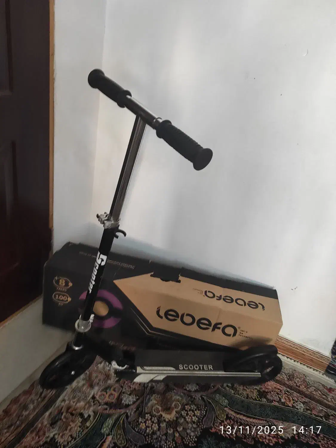 اسکوتر|دوچرخه، اسکیت، اسکوتر|رودسر, |دیوار