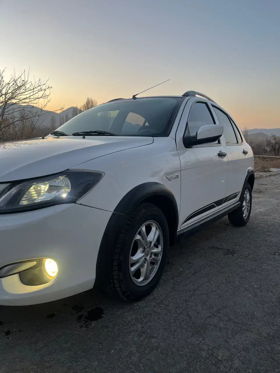 کوییک R با رینگ الومینیومی پارس خودرویی|خودرو سواری و وانت|گلپایگان, |دیوار