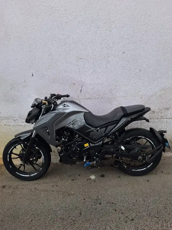 گلکسی 180 na|موتورسیکلت|شیراز, لب آب|دیوار