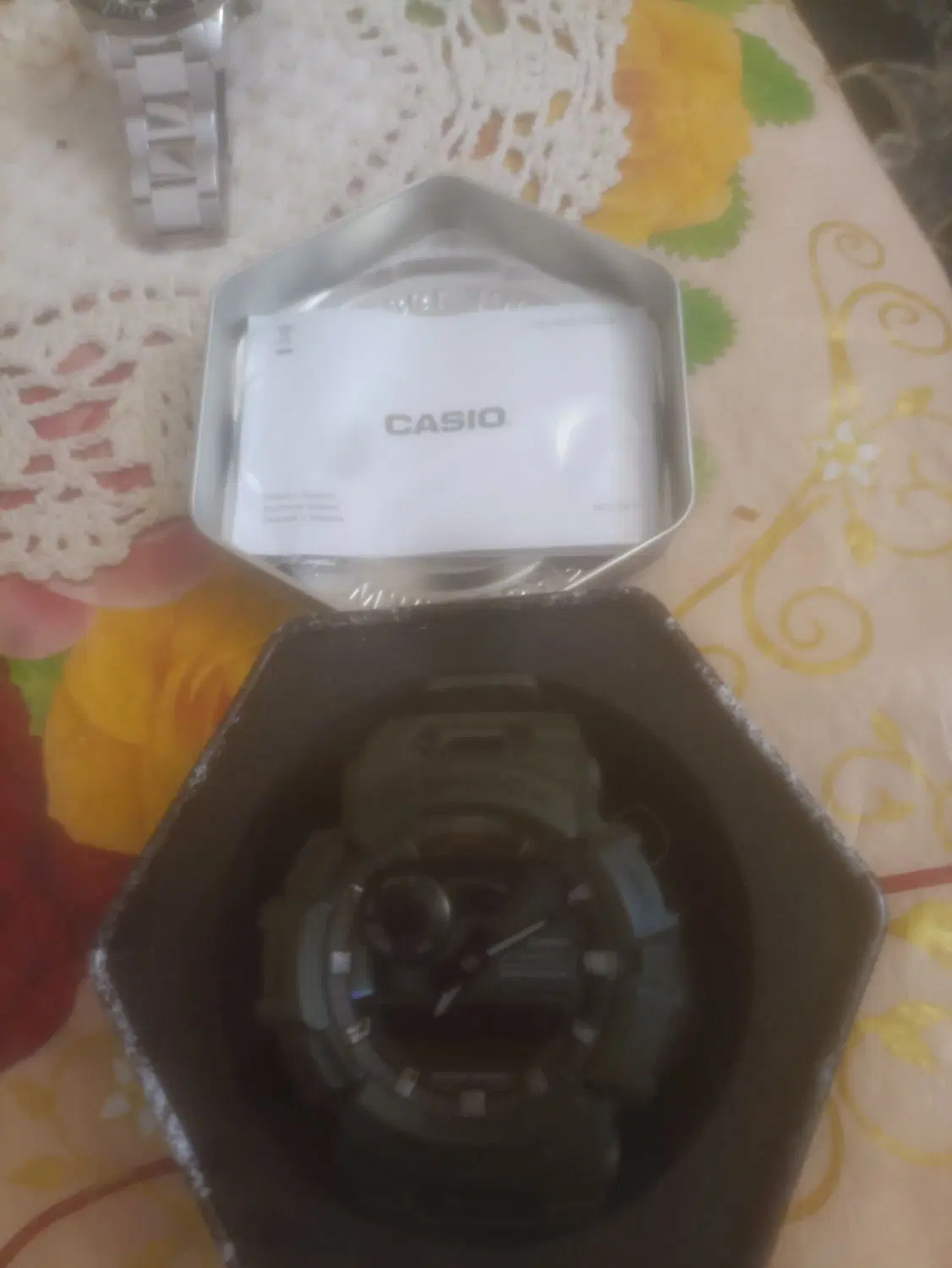 Ghaock|ساعت|شیراز, چنچنه|دیوار