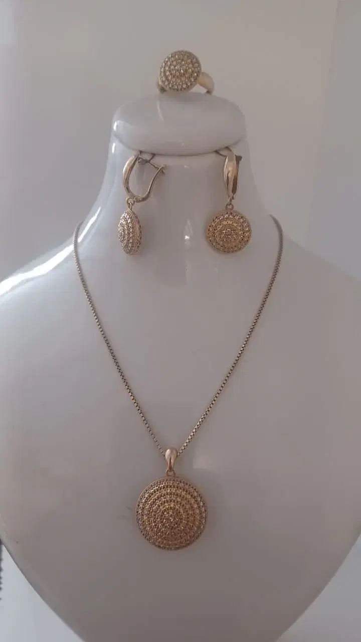 نیم ست آوا|جواهرات|قم, چهل درخت|دیوار