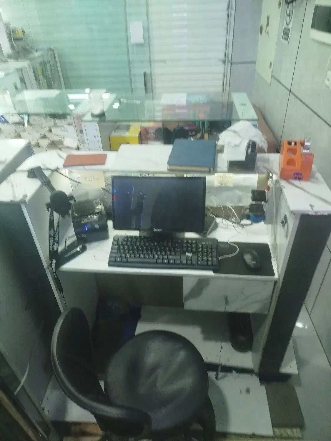 کارمند اداری ودفتری|استخدام بازاریابی و فروش|تهران, نازی‌آباد|دیوار