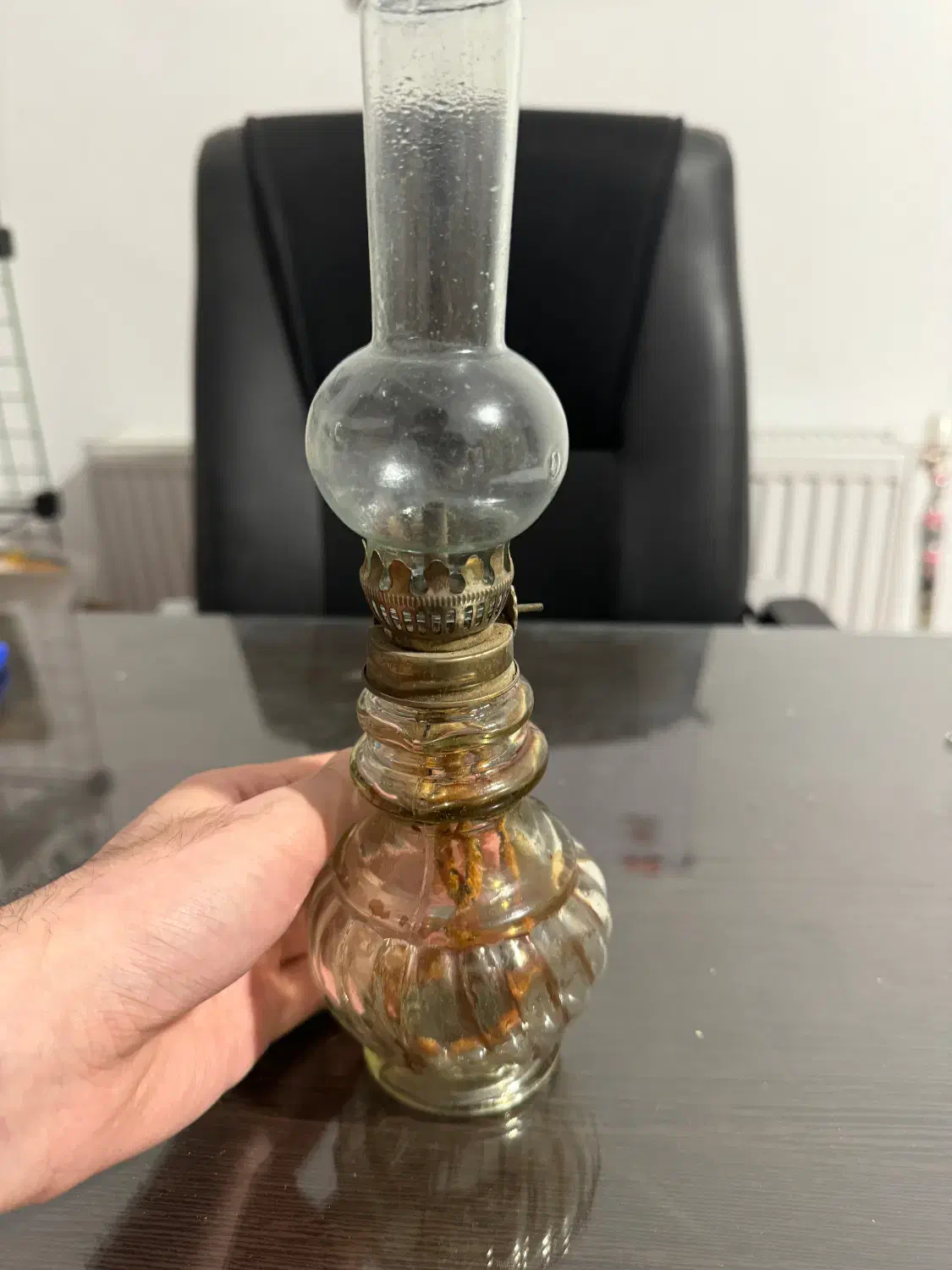 چراغ فتیله ای نفتی|کلکسیون اشیاء عتیقه|سنندج, |دیوار