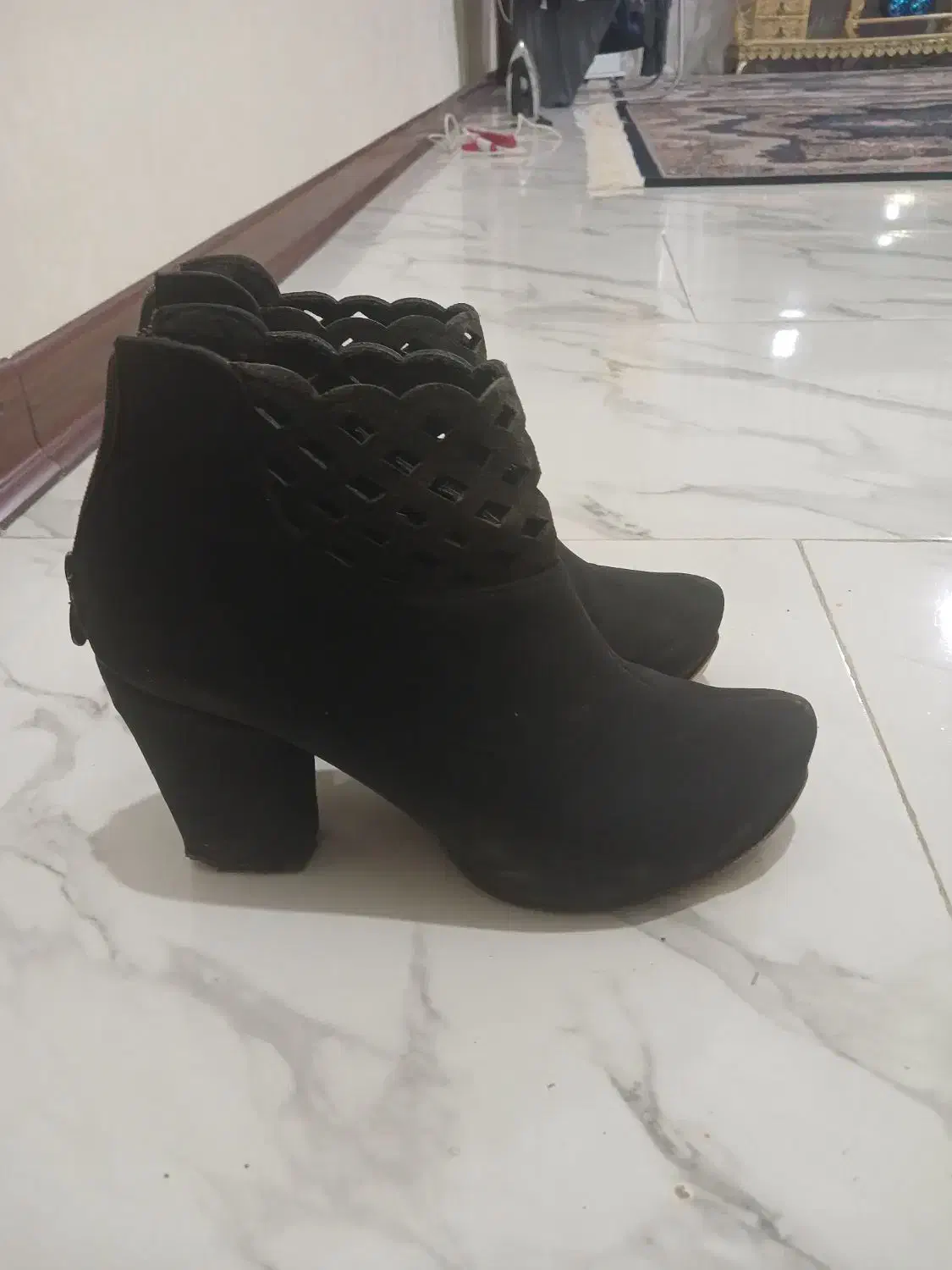 نیم بوت سایز 40|کیف، کفش، کمربند|پرند, فاز ۵|دیوار