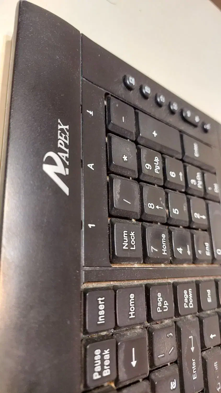 کیبرد سیمی برند اپکس apex با پایه تنظیم ارتفاع|قطعات و لوازم جانبی رایانه|تهران, امجدیه (خاقانی)|دیوار