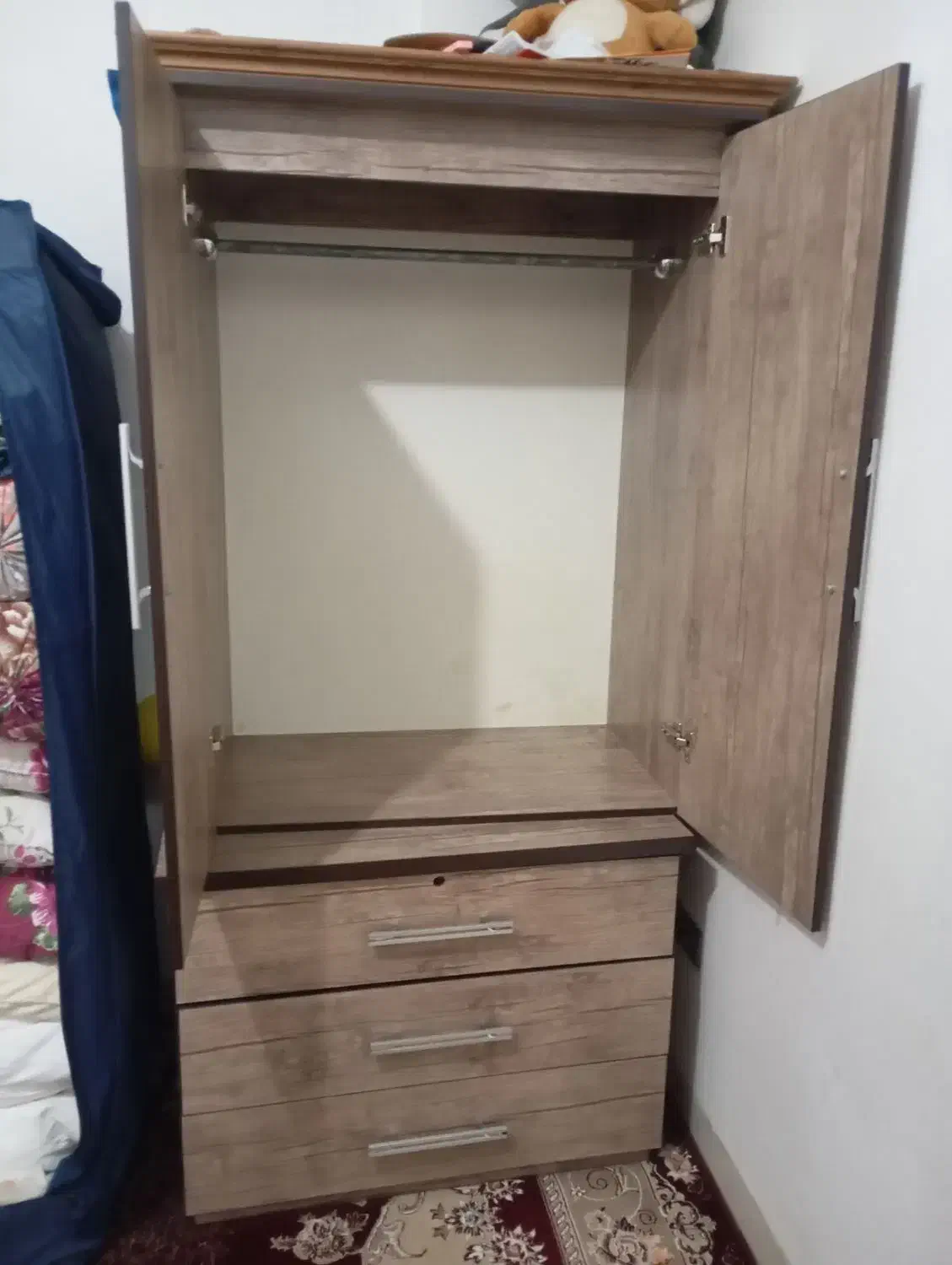 فروش یک عدد کمد دوتیکه کامیاران|جاکفشی، کمد، دراور|کامیاران, |دیوار