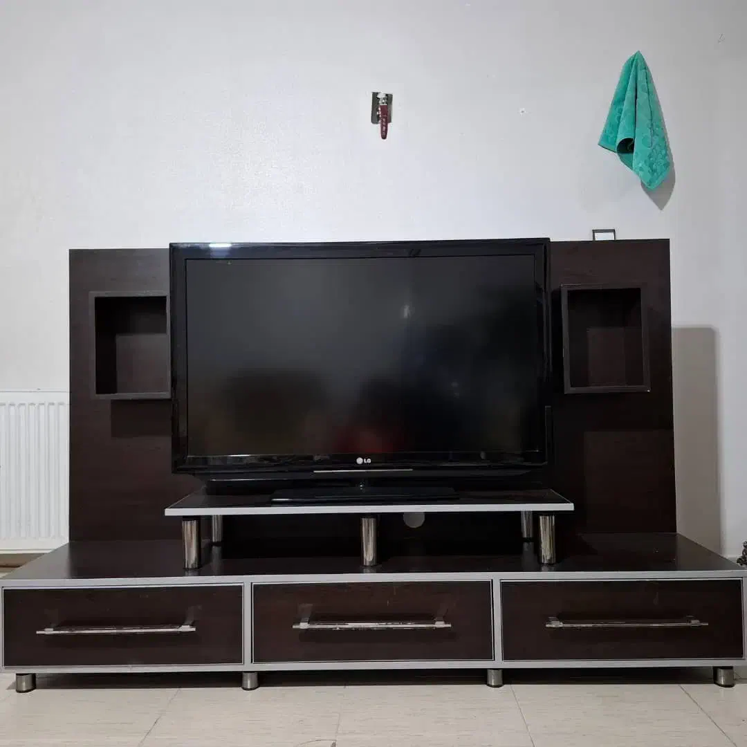 میز تلویزیون ام دی اف|میز تلویزیون|شاهینشهر, شهرک گلدیس|دیوار
