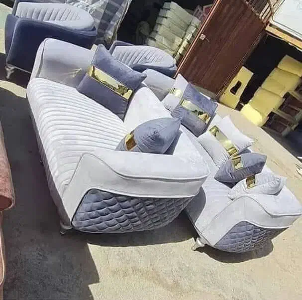 مبل نگین *مدیریت آقای صداقت *محل سابق هایپر روئین|مبلمان خانگی و میز عسلی|یاسوج, |دیوار