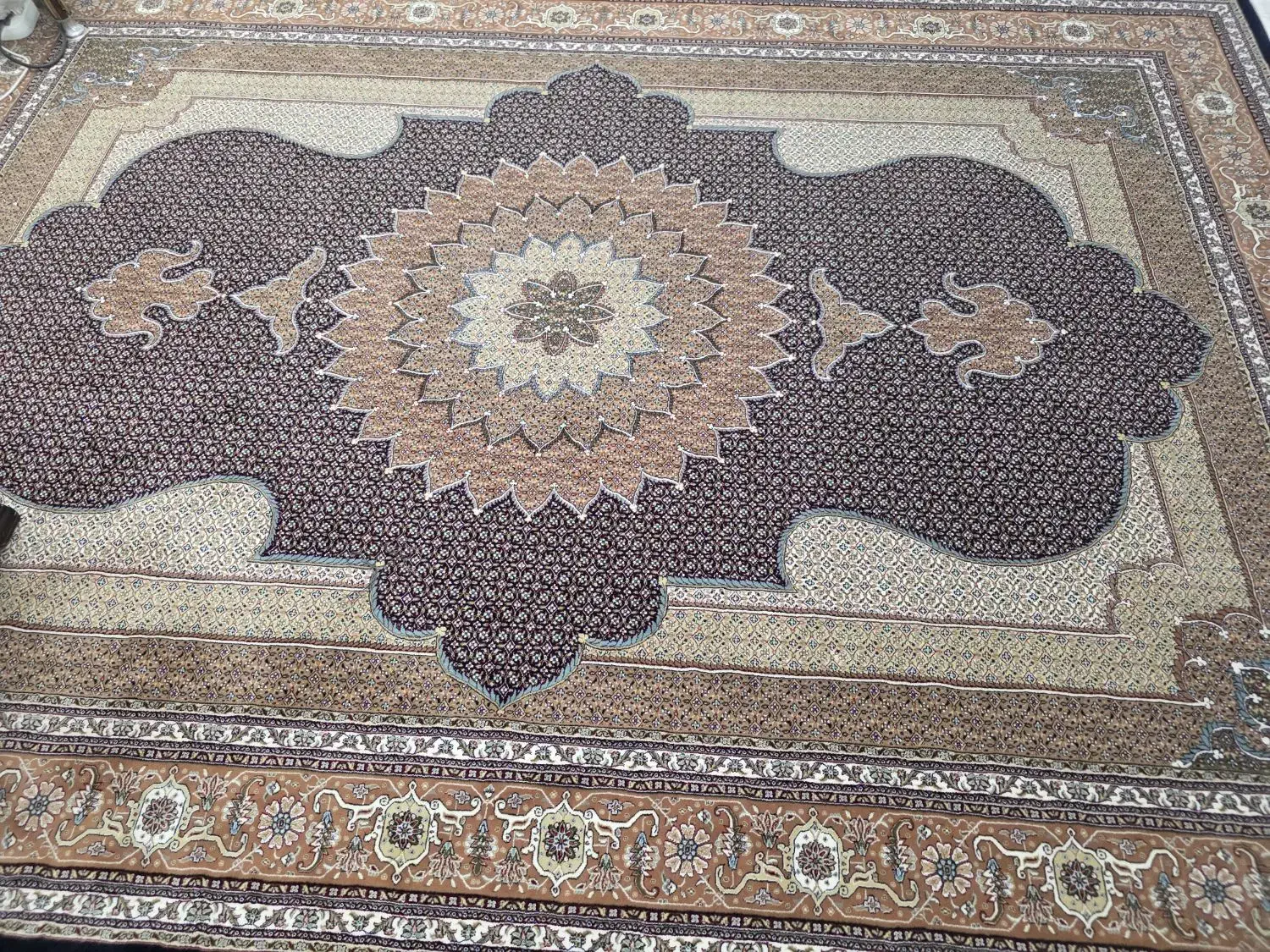 قالی ۹ متری (۴ عدد)|فرش|شهر بابک, |دیوار