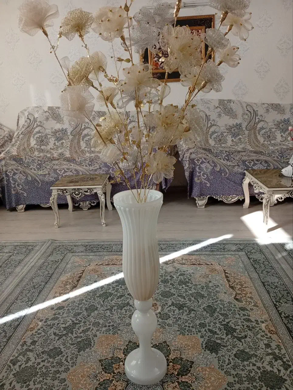 گلدان بهمراه گل هاش|گل مصنوعی|خوی, |دیوار