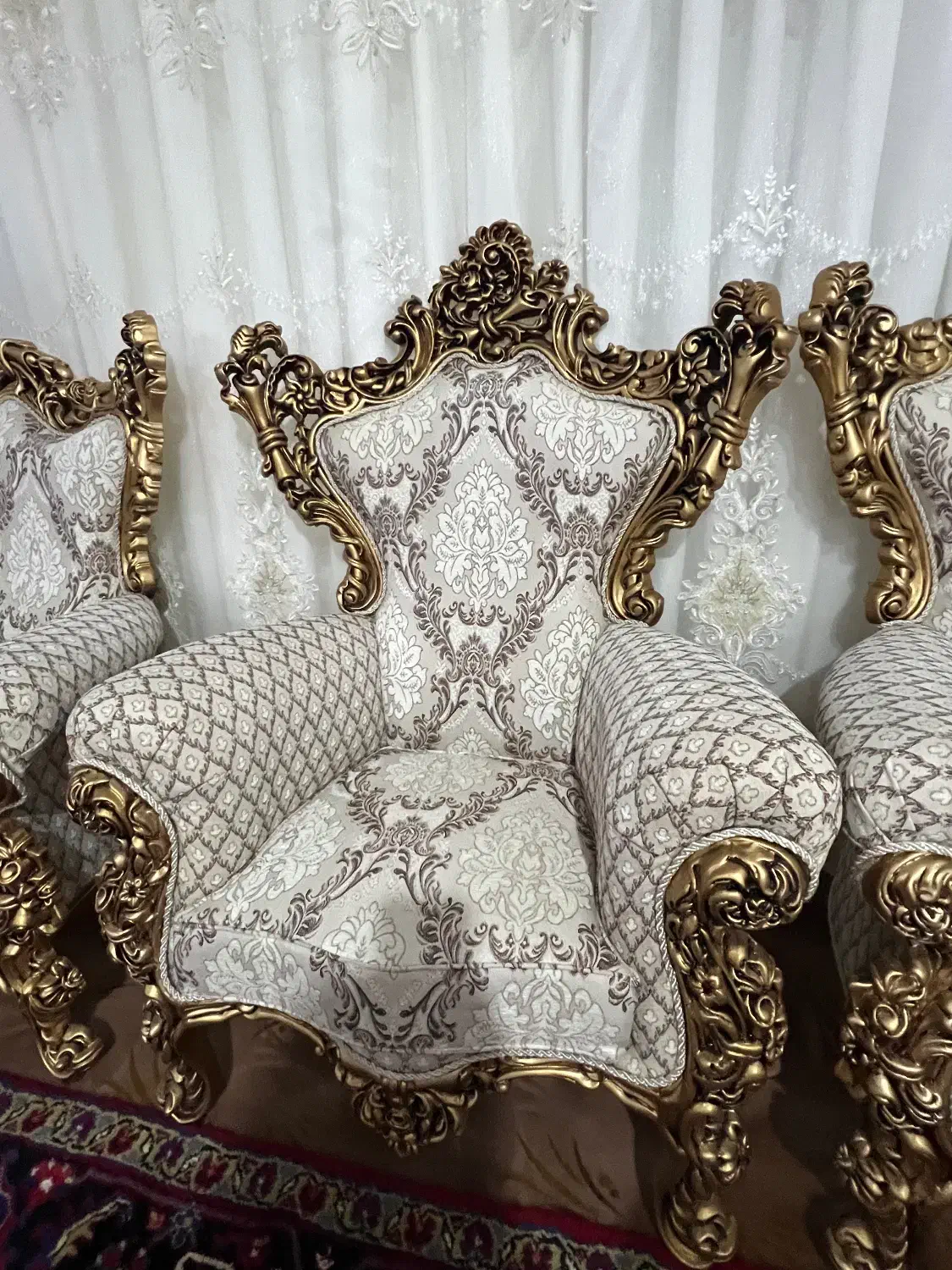 مبل سلطنتی ۹ نفره چوب|مبلمان خانگی و میز عسلی|اهر, |دیوار