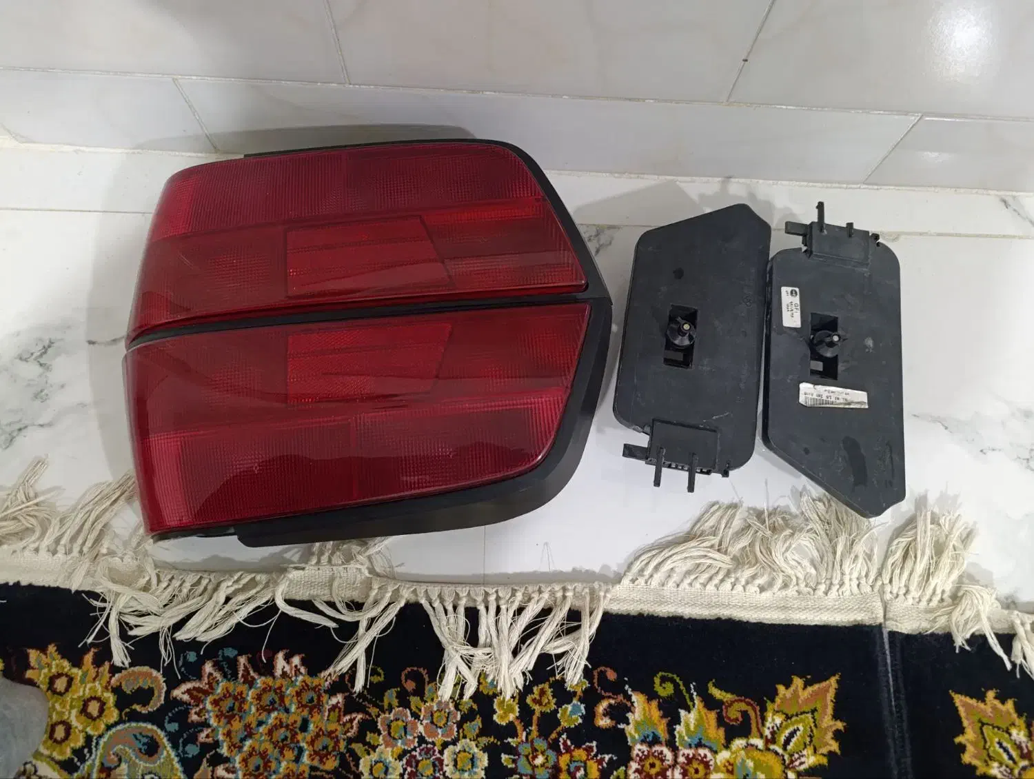 چراغ خطر عقب پارس|قطعات یدکی و لوازم جانبی|نیشابور, دربقاضی|دیوار