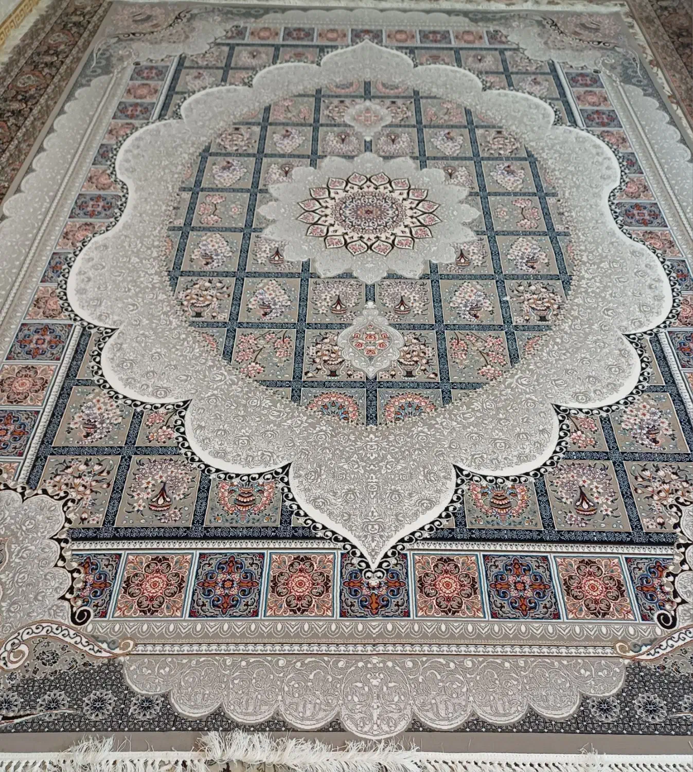 حراج ۲۰ جفت فرش ۱۲ متری ۷۰۰ شانه اصلی نو اکبند|فرش|مشهد, شهید قربانی|دیوار