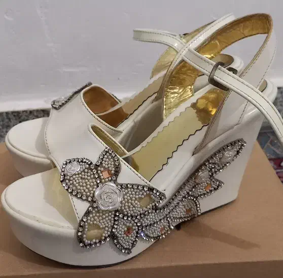 کفش|کیف، کفش، کمربند|سنقر, |دیوار