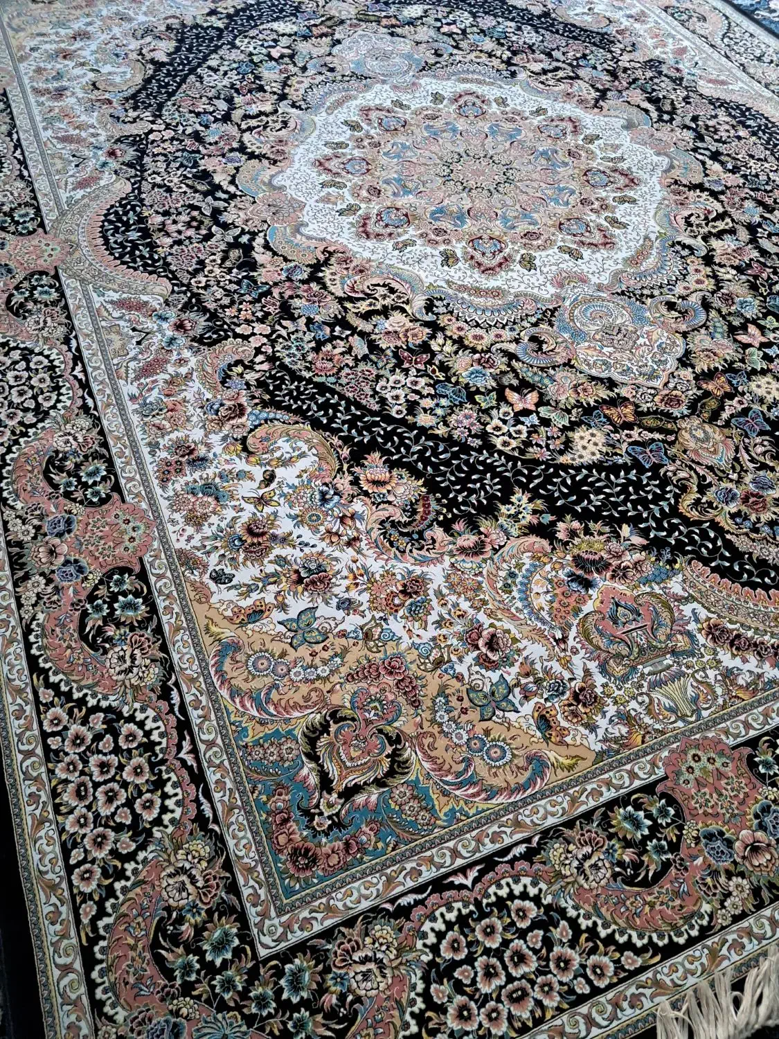 یک تخته فرش ۱۲متری ۱۰۰۰شانه تراکم ۳۰۰۰|فرش|ورامین, شهرک مدرس|دیوار