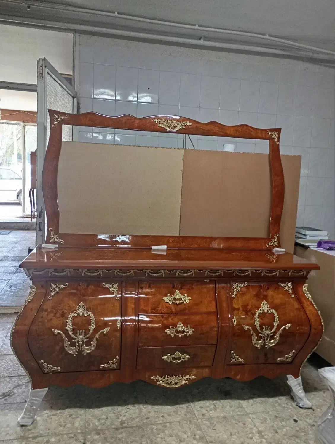 انواع کنسول و میز تی وی مازول خرید با چک بلند مدت|بوفه، ویترین، کنسول|اردبیل, |دیوار