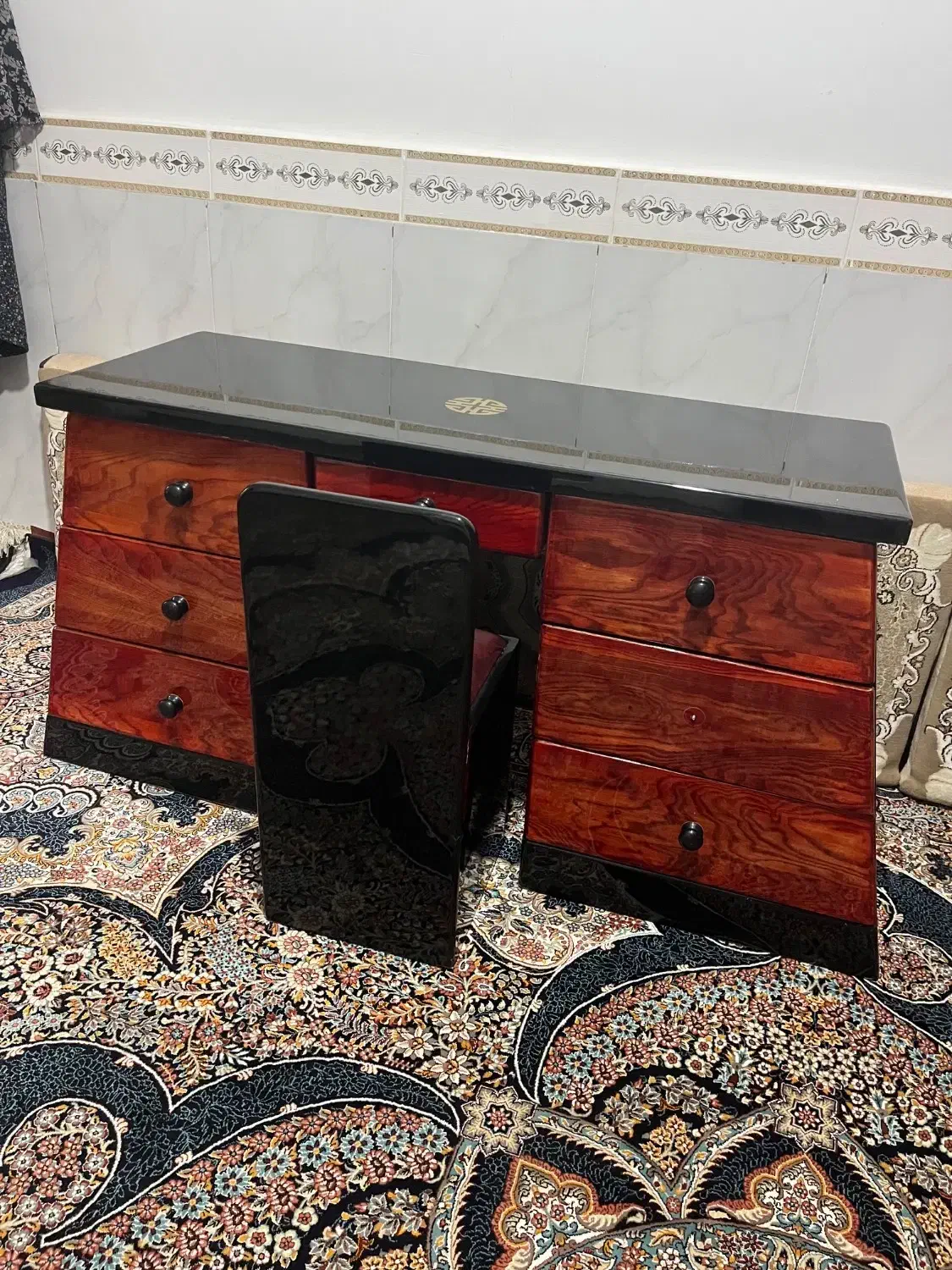 فروش تخت و میز آرایش|تخت و سرویس خواب|کرمانشاه, |دیوار